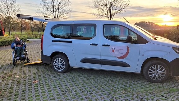 Rollstuhlgerechter Kleinbus